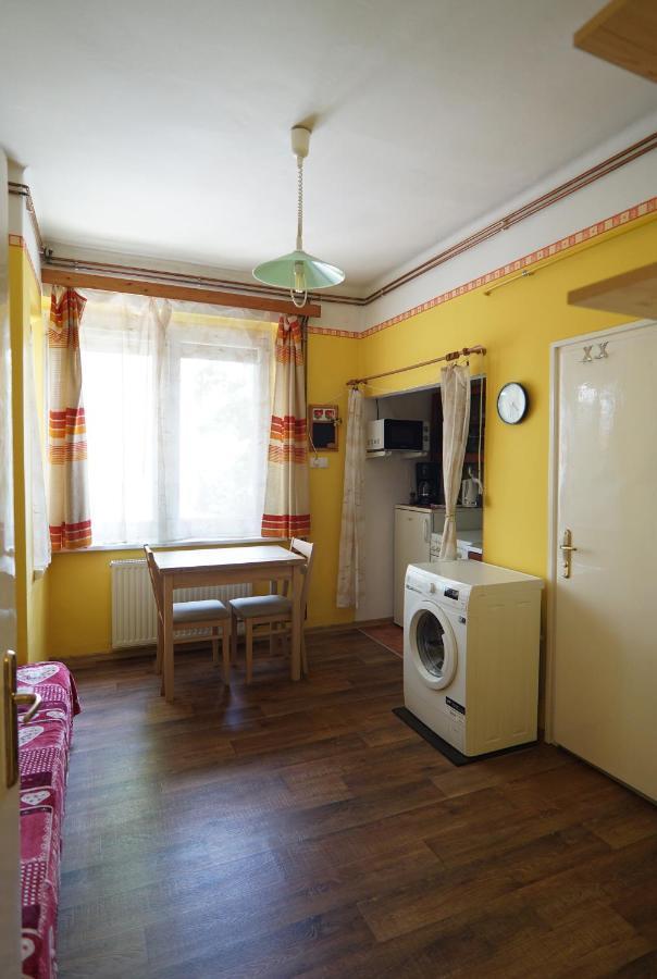 Dia Apartman Pecs Exterior photo